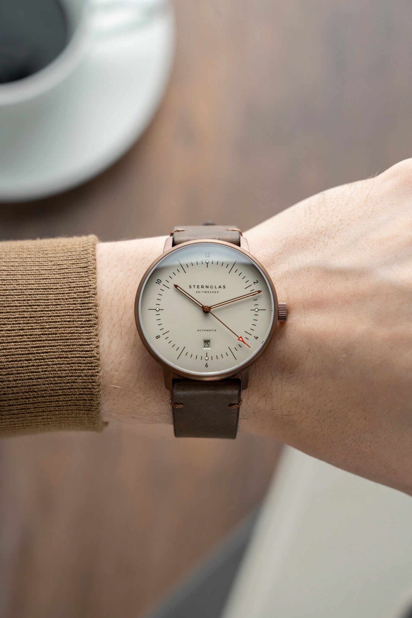 Naos XL Automatik Alabaster