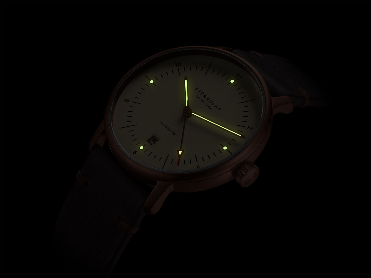 Naos Automatik Alabaster